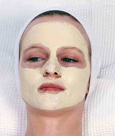 Hydra medic acne treatment facial with high frequency ozone